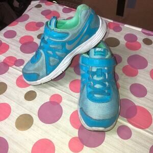 Nike Revolution 2 psv blue white sneakers size 3 Y